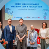 Kindheit im Dauerkrisenmodus: Kinderfreunde OÖ diskutieren über Orientierung in unsicheren Zeiten